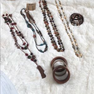 Assorted pcs. of necklaces, bracelets & earrings.